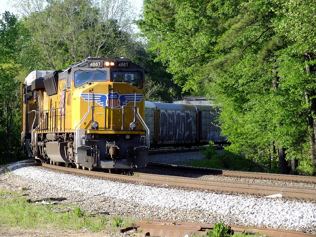 UP 4887 (CSX R208-19)